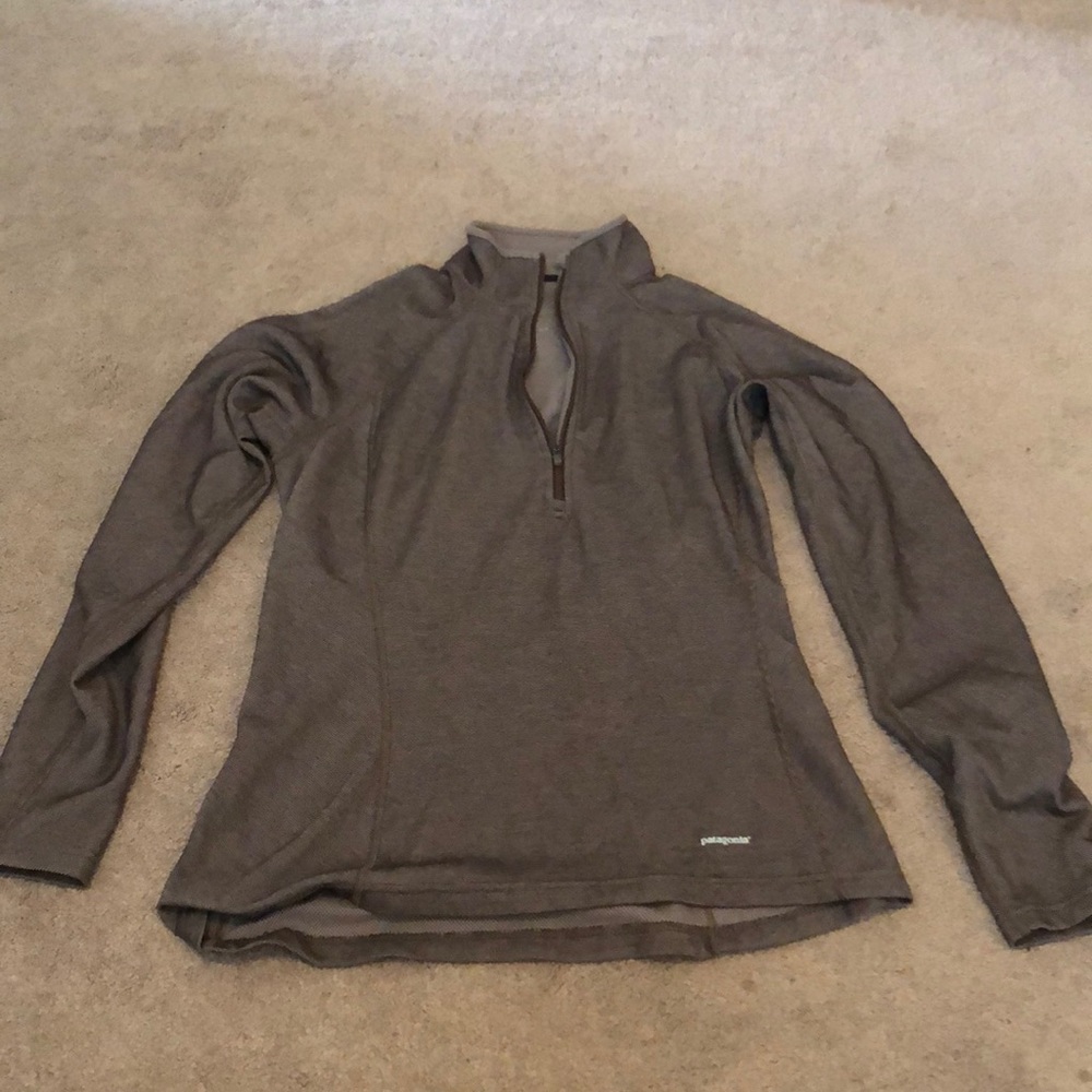 Patagonia 1/4 zip long sleeve